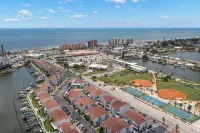 Charming 2-bedroom, 1.5-bath condo located on the intercoastal waterway - 3-Sterne