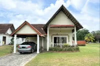 Melaka | A'Famosa D'Amour 1229 Villa with Pool and BBQ 12PAX by BeeStay - Villas