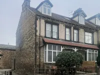 4 Bed End Terrace - Sleeps 7 Hotels in Ilkley