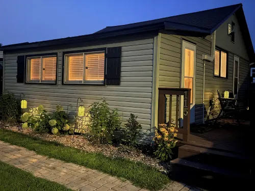 Firefly Cottage! Book your Summer trip today before the calendar fills up! - 3-Star
