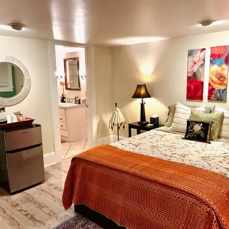 Calm and Private Room in NE Portland Отели рядом с достопримечательностью «Маунт Табор Парк»