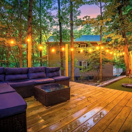 7BR Mega Mountain Lodge! Golf Simulator, Speakeasy