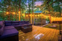 7BR Mega Mountain Lodge! Golf Simulator, Speakeasy - 4성급
