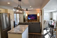 Charming 1-bedroom cottage in fabulous Galena with AC, WiFi Aiken 1083 LLC - 4-Star