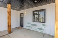 Adventure on Historic Route 66! Brand new renovation!