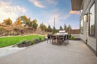 Tranquil Wellness Oasis-Barrel Sauna/Cold Plunge/RedLite/Juicer/Walking Paths
