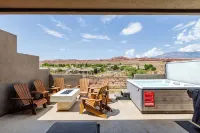 6BR/6.5BA, POOL, Hot Tub, Game Room, Golf--Sleeps 22! - 4-نجوم