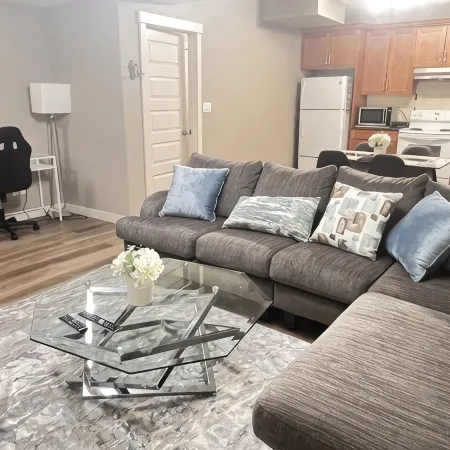 Cozy 2-bedrooms basement suite in Edmonton is minutes away from amenities!