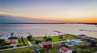 Coastal Oasis~ Beautiful, Modern & Peaceful Retreat