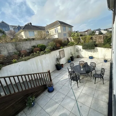 Spacious and Modern Seaside Home, 5 mins wlk from the centre of Salcombe