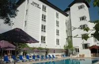Doruk Hotel & Suits