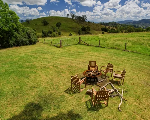 Be amongst nature in the 1890s farmhouse - a time you will never forget. Hotels in Gloucester