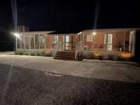 Farm house - 4 acres - Open Beaches close by  - 6 beds 3 bedrooms