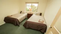DeBeers Townhouses Bendigo - บังกะโล