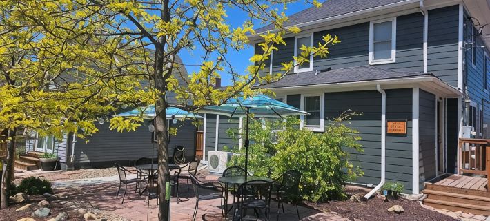Downtown 1 Bedroom Charmer - Walk, Bike, Visit, Enjoy!! Hotels in Pennington County
