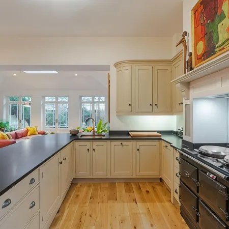 Beautiful 7-Bedroom Countryside Home