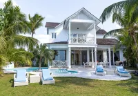 Stunning waterfront property with panoramic sunset views + pool + dock - Wifi