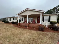 Spacious Cozy 4 BR Home w/ Wi-Fi & Free Parking - Wifi