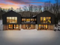 Stowe Hollow | Mountain Views, Fire Pit & BBQ