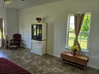 Great views and walking distance to the boat ramp at Lake Seminole!! - WiFi
