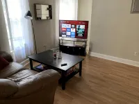 'Ralph' Comfortable Downtown/UK Apartment