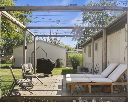 The Rosie Roots - Cozy Pet Friendly House Hotels in Greenfield