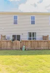 Clean New Townhome: Comfort and Convenience Await!