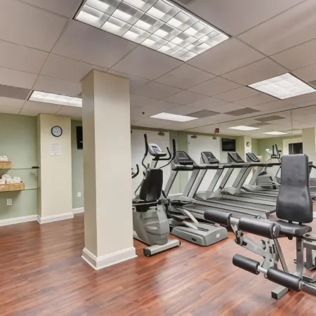 Relaxing Condo Hotel in the Grove, Free Parking