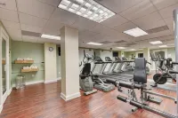 Relaxing Condo Hotel in the Grove, Free Parking