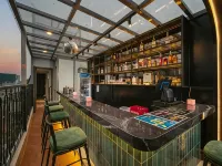 Hanoi Loopers Hostel & Rooftop Bar Hotels near Old Quarter