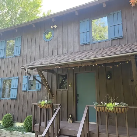 Vermont Chalet Near Beautiful Mount Snow and the Quaint Town of Wilmington