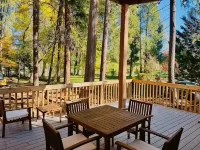Rogue Reefs Riverfront Home - 4-Sterne