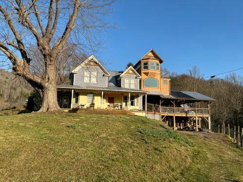 Blue Hill Farm in the heart of the Blue Ridge: