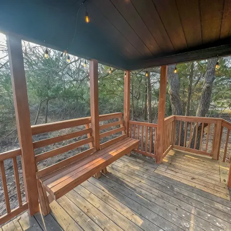 Little Black Cabin in the Oaks