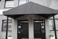 Blue Viking Studios - parking