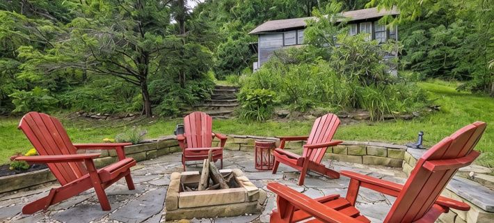 Historic Cabin in Little Switzerland w/Fire Pit-Walk to village and shops! Hôtels à&nbsp;: Comte de McDowell