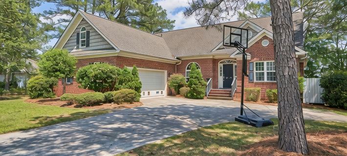 Woodlake House ムーアのホテル