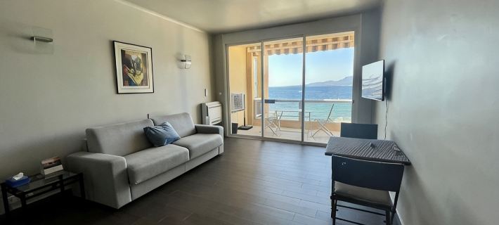 Studio face à la mer Các khách sạn ở Propriano