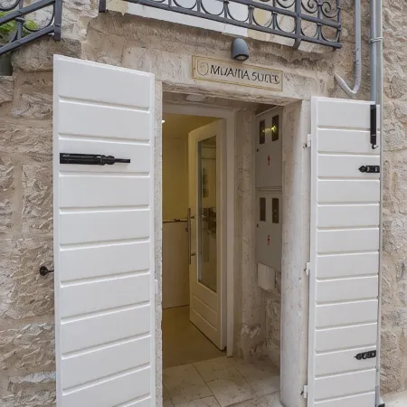 Mijama Suites