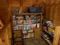 Perfect cozy cabin w/ tree house on 3 acres of woods near skiing, hiking & DWG - Chalets