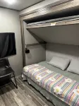 Cozy 2-bedroom RV 1.5 miles from Wolf Creek Marina, Lake Cumberland KY - Wifi