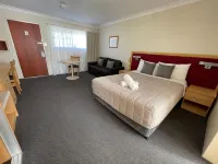George Bass Motor Inn
