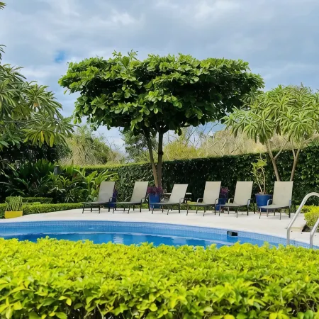 Modern beach Villa - Property can accommodate up to 16 pp - close to the beach