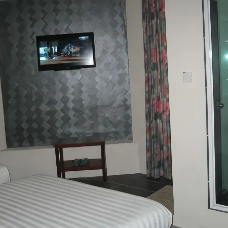 Oriental Inn