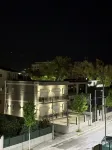 Maison Apartments