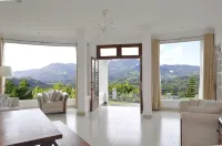 Rose Hill Bungalow
