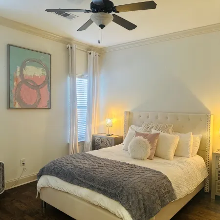 Charming 3-bedroom condo in Oxford!