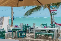 Hotel Checkin El Cortecito - Beach