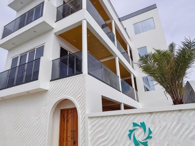 Pavona Maldives