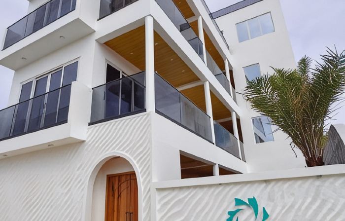 Pavona Maldives